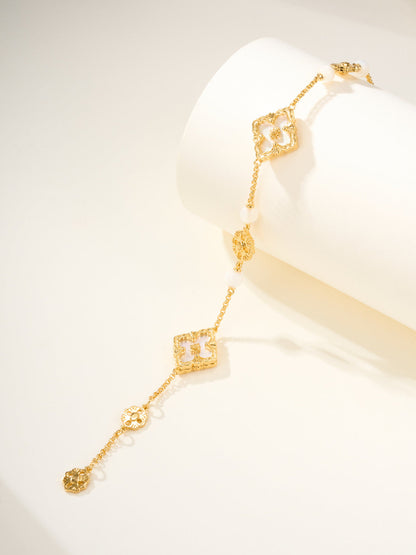 [LumiVibe]B.C.L ENAMELED Three-Flower Bracelet（Trumpet)