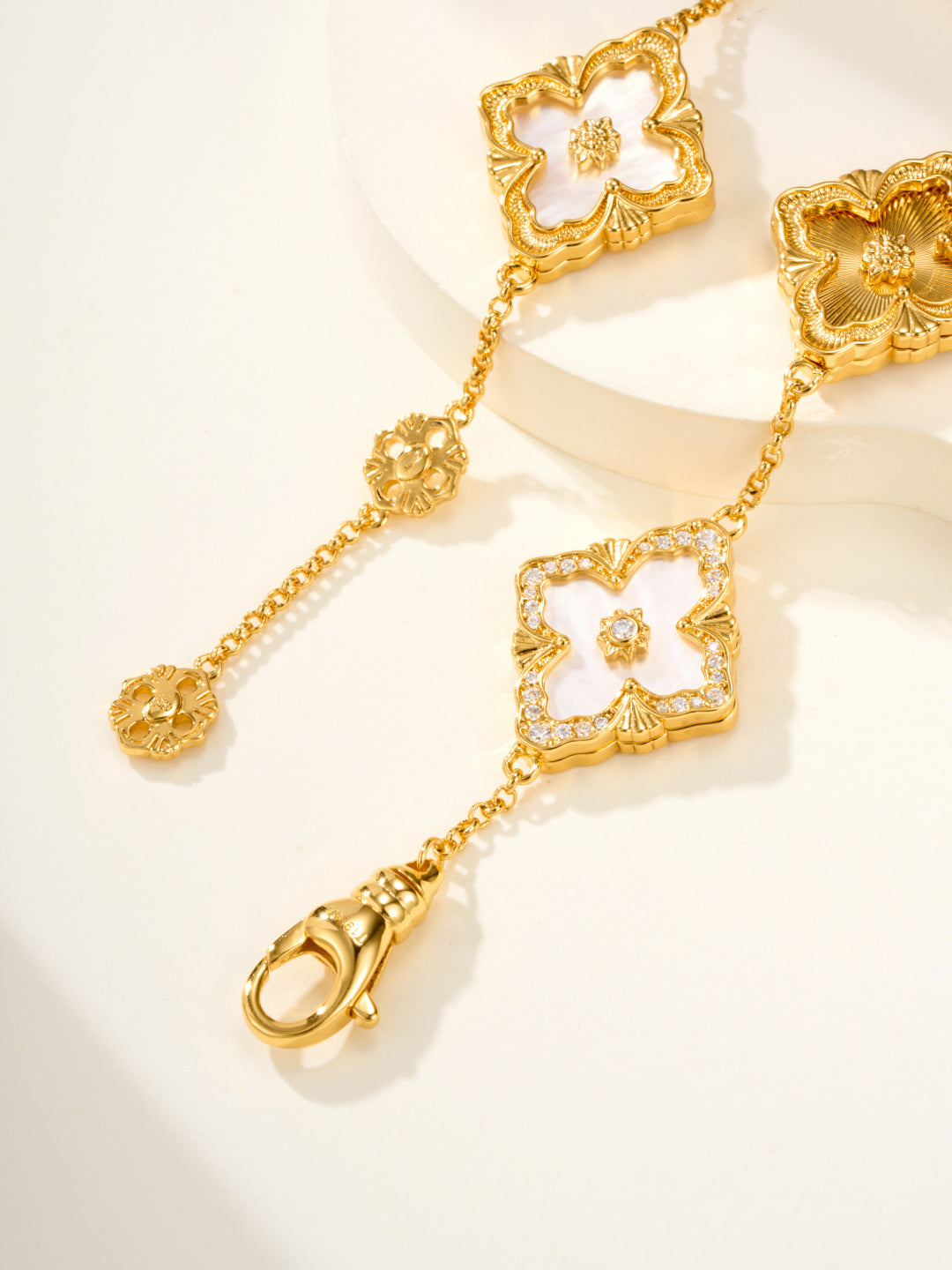 [LumiVibe]B.C.L ENAMELED Five-Flower Bracelet（Various Colors) BIG SIZE