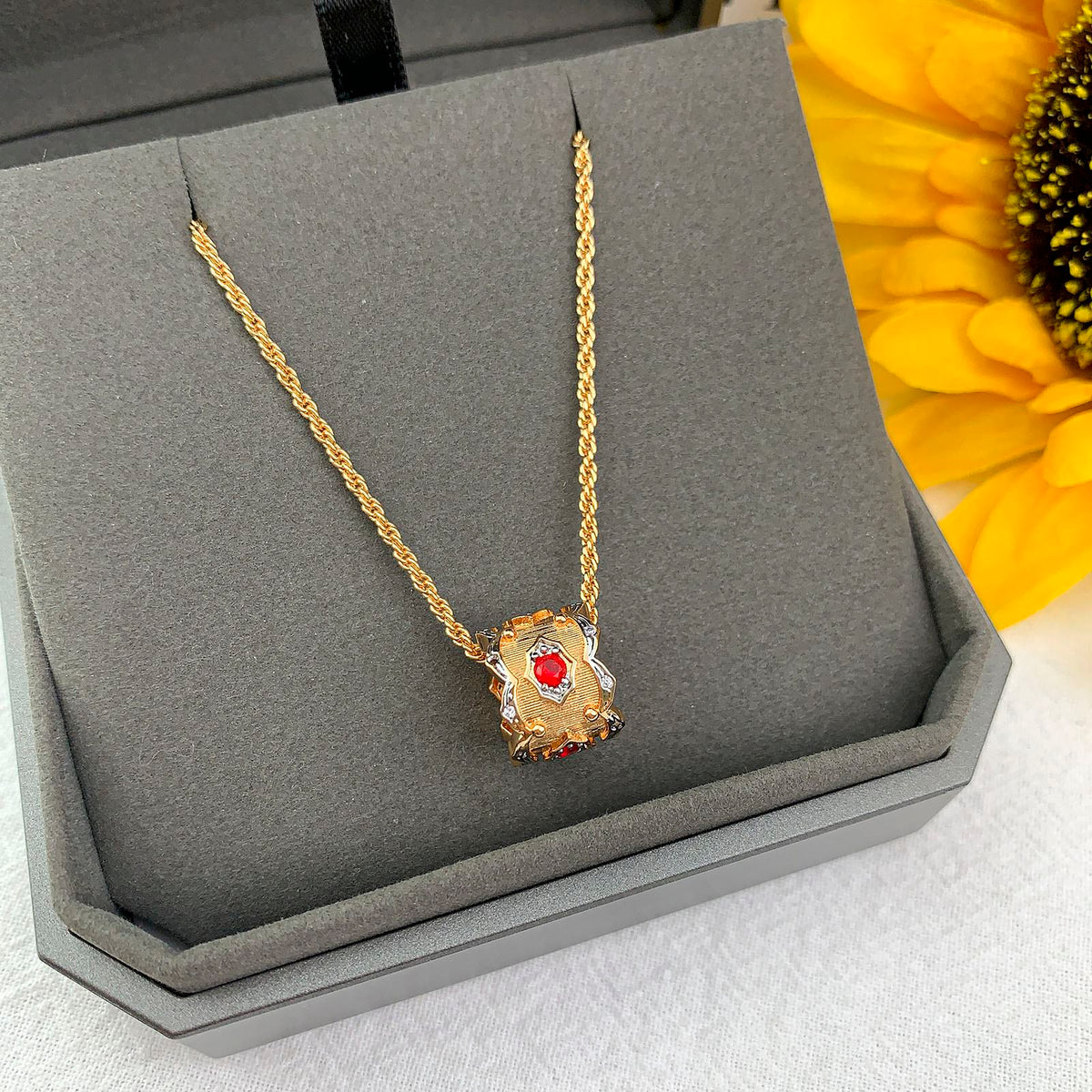 [LumiVibe] B.C.L “Little Waist” Enamel  NECKLACE（Various colors