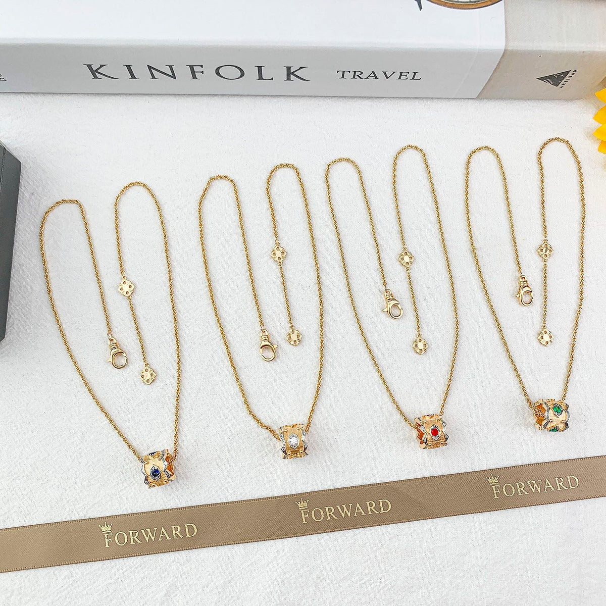 [LumiVibe] B.C.L “Little Waist” Enamel  NECKLACE（Various colors