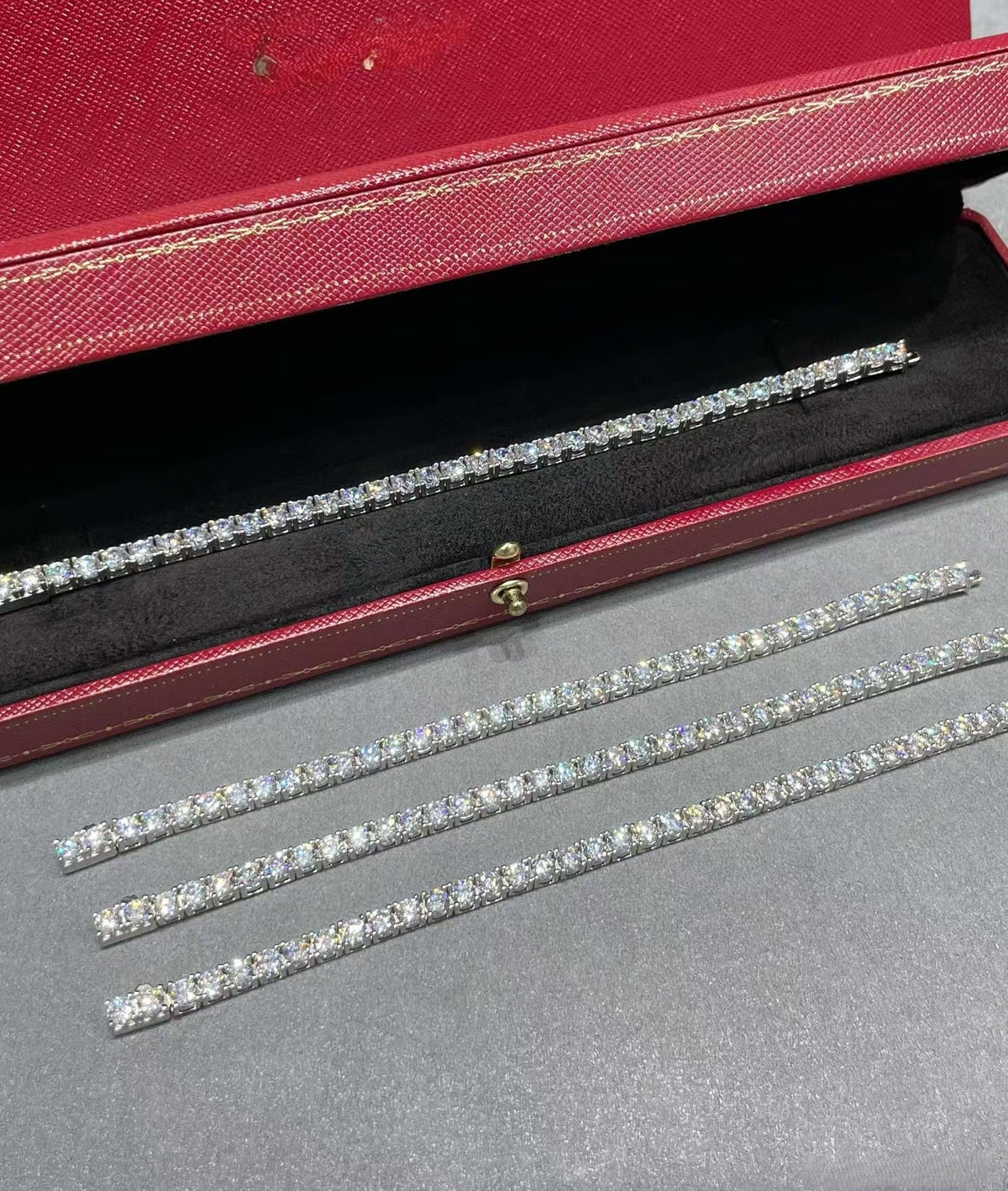 [LumiVibe jewelrys]TENNIS BRACELET WITH FULL DIAMOND SETTING