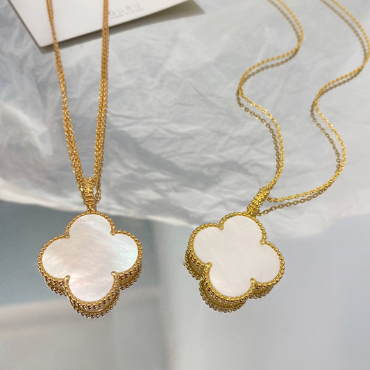 [LumiVibe]CLOVER 25MM MOP LARGE PENDANT NECKLACE