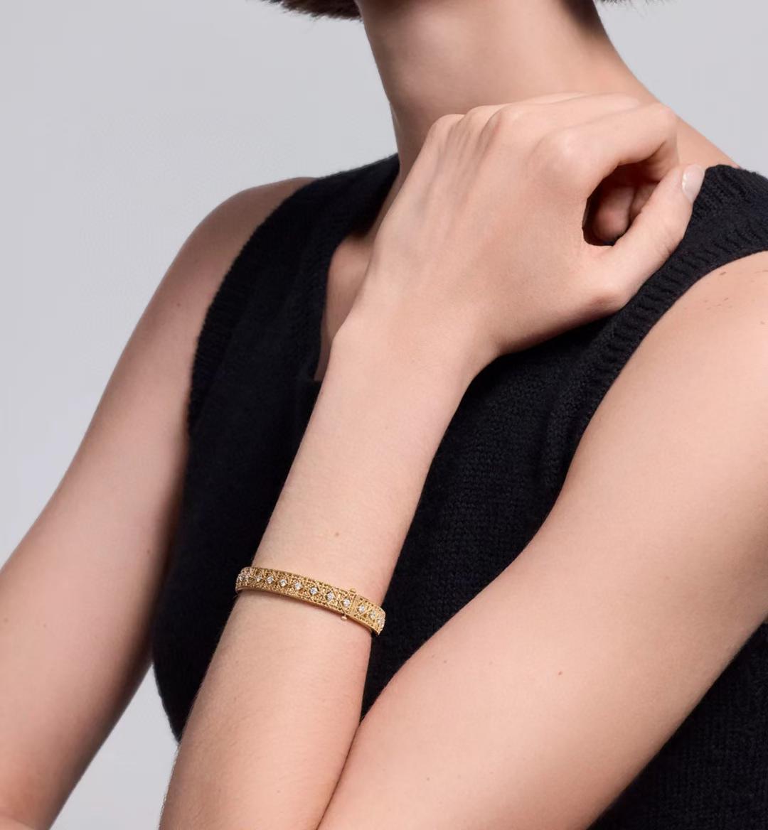 [LumiVibe]2026 WOVEN-PATTERN BRACELET SET WITH FULL DIAMOND INLAY THREE-COLORS
