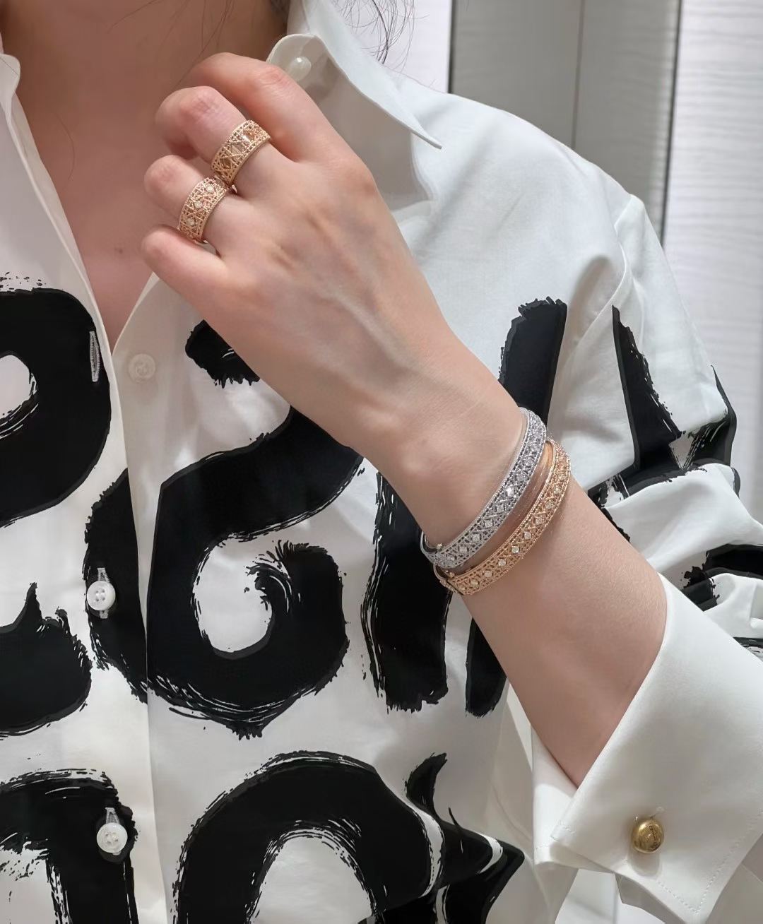 [LumiVibe]2026 WOVEN-PATTERN BRACELET SET WITH FULL DIAMOND INLAY THREE-COLORS