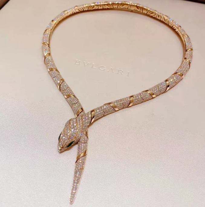[LumiVibe]HAUTE COUTURE GOLD SERPENTI NECKLACE