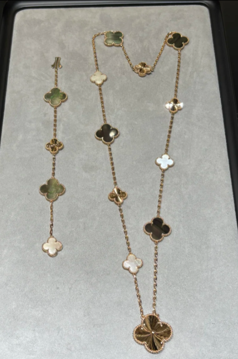 [LumiVibe]DETACHABLE CLOVER 15(11+4) FLOWER SILVER NECKLACE SET