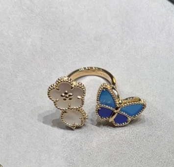 [LumiVibe]2026 NEW TWIN BUTTERFLY LUCKY RING