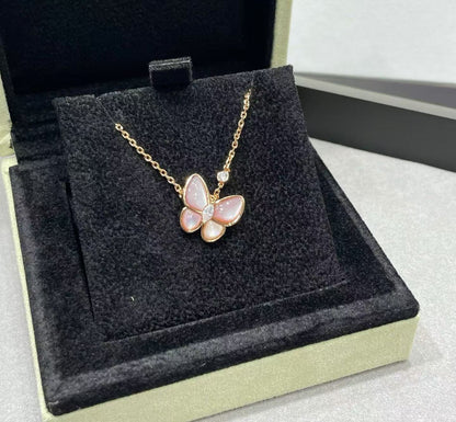 [LumiVibe]BUTTERFLY PINK MOTHER-OF-PEARL DIAMOND NECKLACE