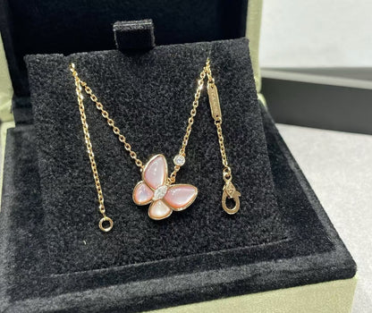 [LumiVibe]BUTTERFLY PINK MOTHER-OF-PEARL DIAMOND NECKLACE