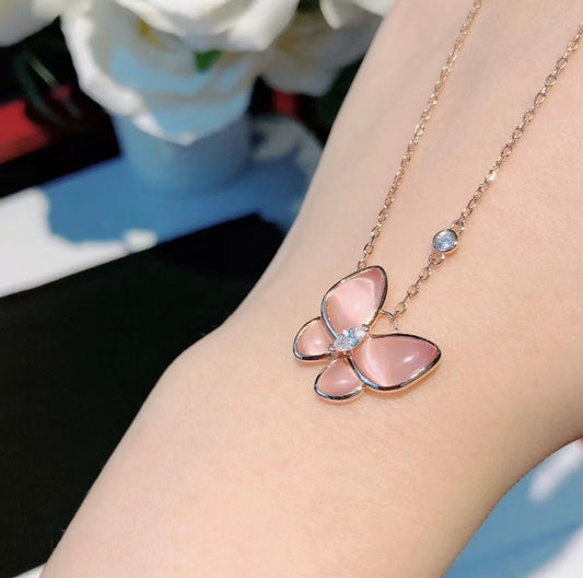 [LumiVibe]BUTTERFLY PINK MOTHER-OF-PEARL DIAMOND NECKLACE