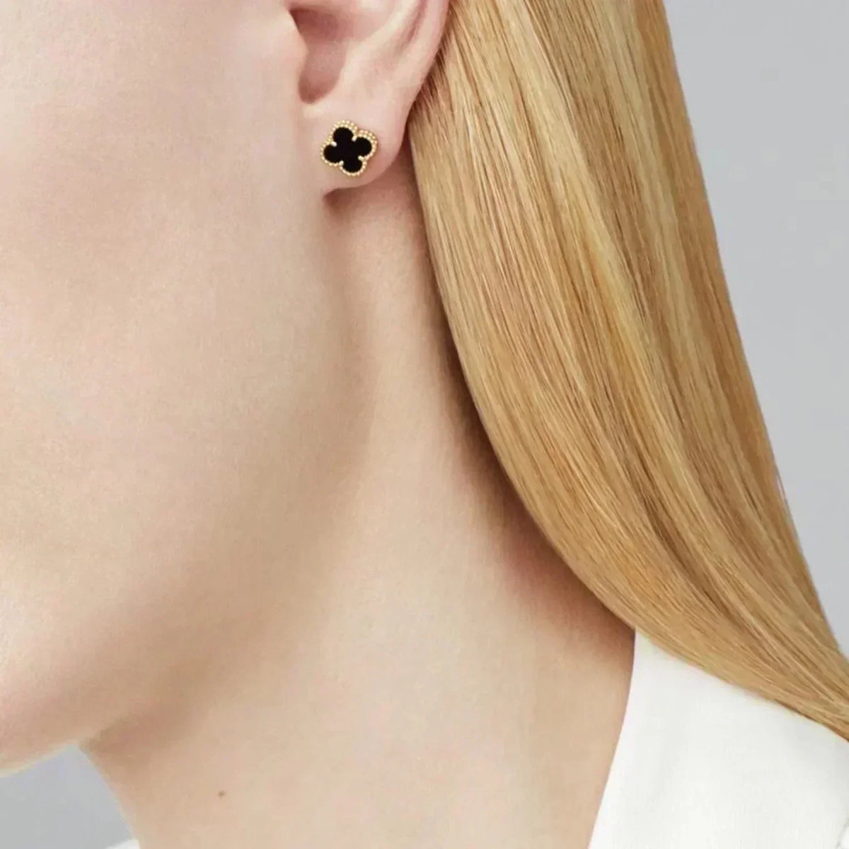 [LumiVibe]CLOVER MINI 9.5MM BLACK MOP EARRINGS