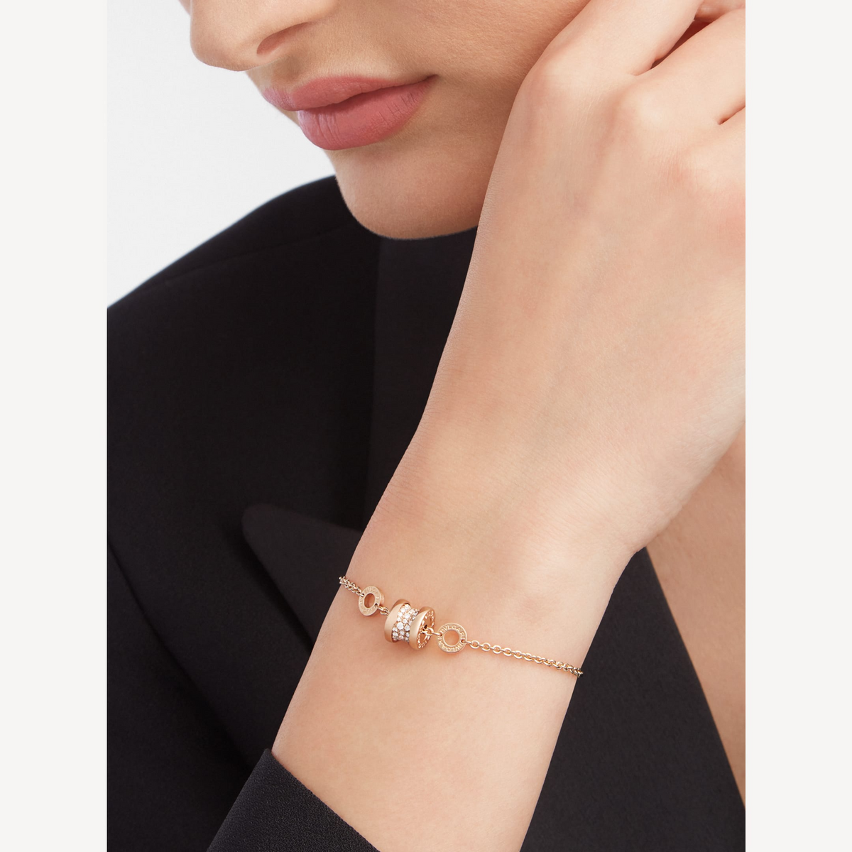 [LumiVibe]ZERO 1 SOFT PINK GOLD WITH PAVED DIAMONDS ON THE SPIRAL BRACELET