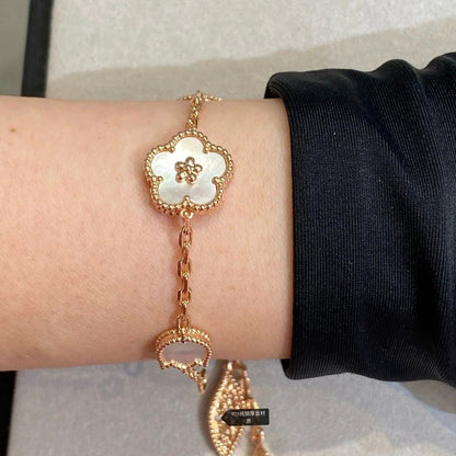 [LumiVibe]LUCKY SPRING 5 MOTIF BRACELET