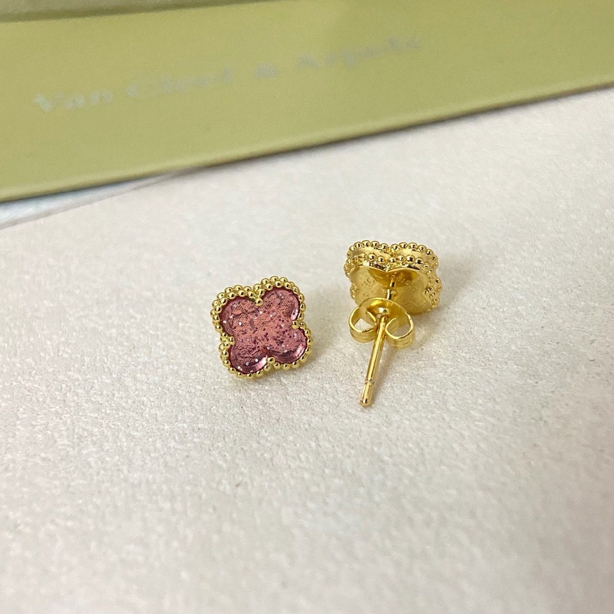 [Lumivibe]2026 NEW MINI CLOVER 1 MOTIF  BUBBLE PINK ENAMEL