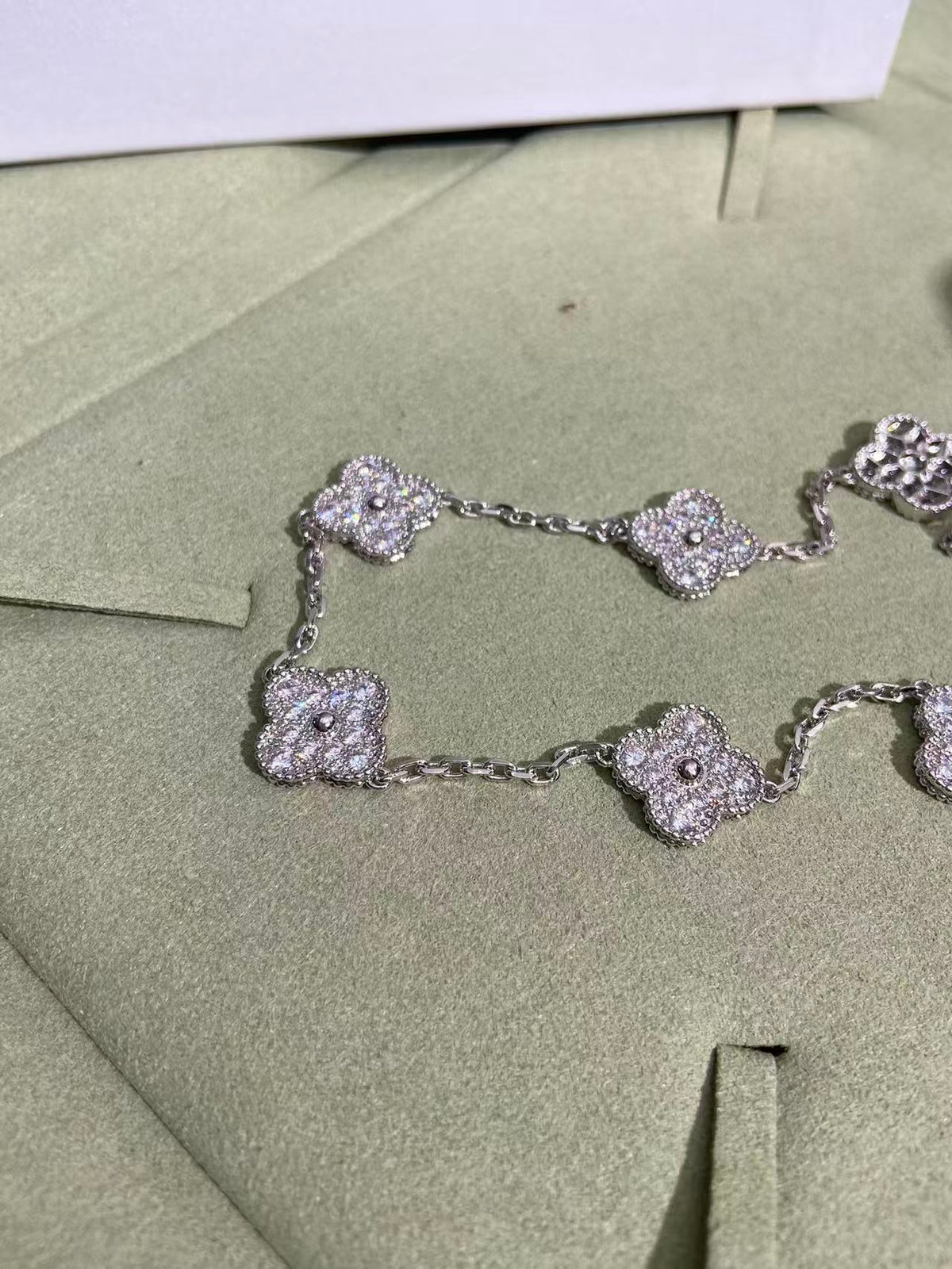 [LumiVibe]CLOVER 10 MOTIFS  FULL DIAMOND NECKLACE