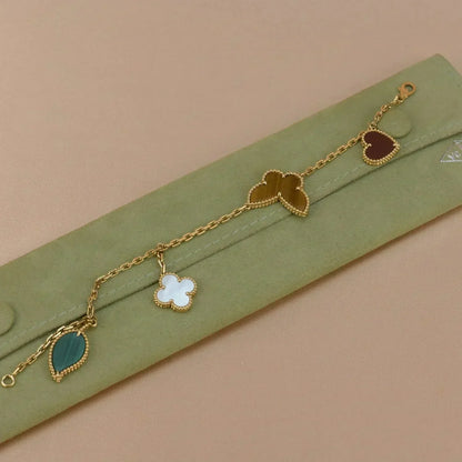[LumiVibe]LUCKY SPRING 5 MOTIF GOLD BRACELET