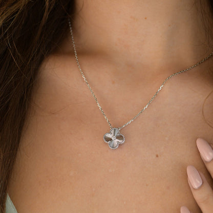 [LumiVibe]CLOVER  15MM DIAMOND LASER NECKLACE SILVER