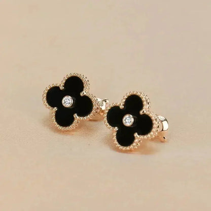 [LumiVibe]CLOVER MEDIUM 1 MOTIFS ONYX DIAMOND EARRINGS