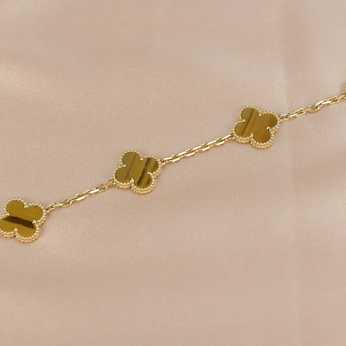 [LumiVibe] CLOVER 5 MOTIFS TIGER EYE BRACELET COLLECTION