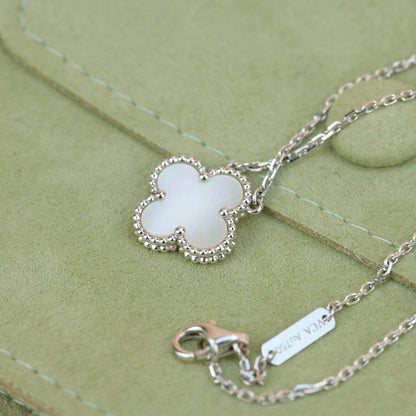 [LumiVibe]CLOVER  15MM WHITE MOTHER-OF-PEARL SILVER