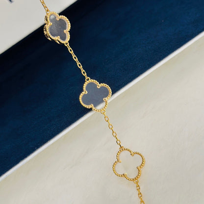 [LumiVibe]CLOVER 5 MOTIF ROCK CRYSTAL BRACELET