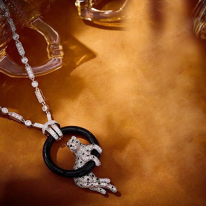 [LumiVibe jewelrys]NEW BLACK CIRCLE PANTHER FULL DIAMOND NECKLACE