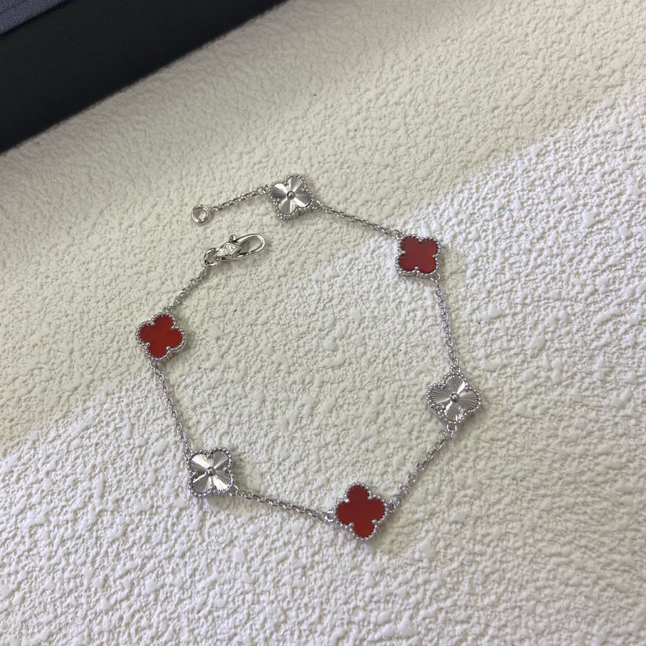 [LumiVibe]CLOVER 6 MOTIF RED AGATE LASER BRACELET