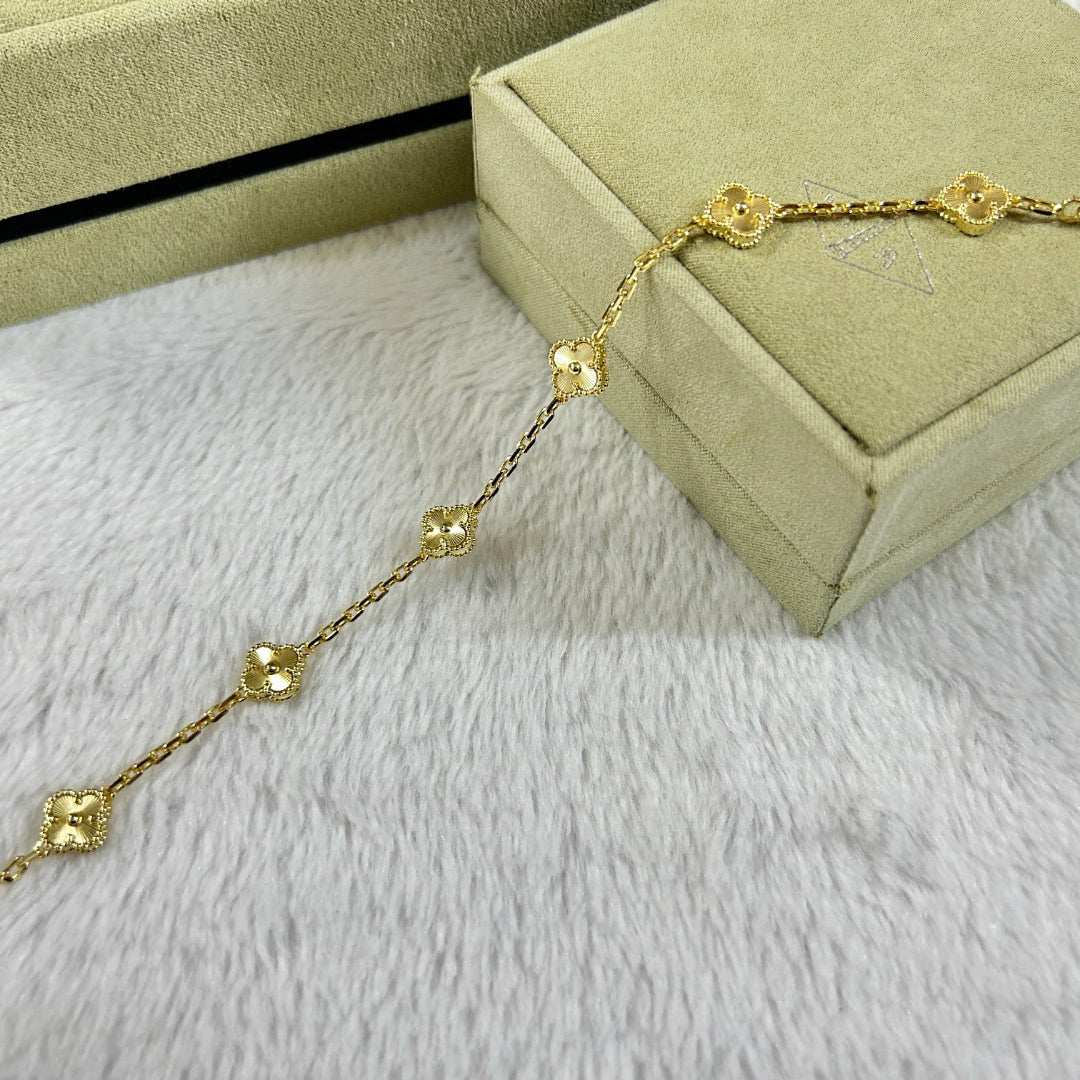 [LumiVibe]CLOVER 6 MOTIF DIAMOND BRACELET