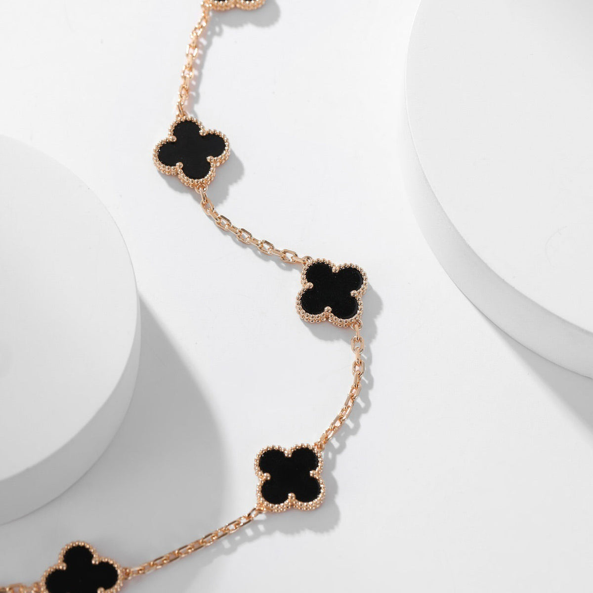 [LumiVibe]CLOVER 10 MOTIFS ONYX NECKLACE