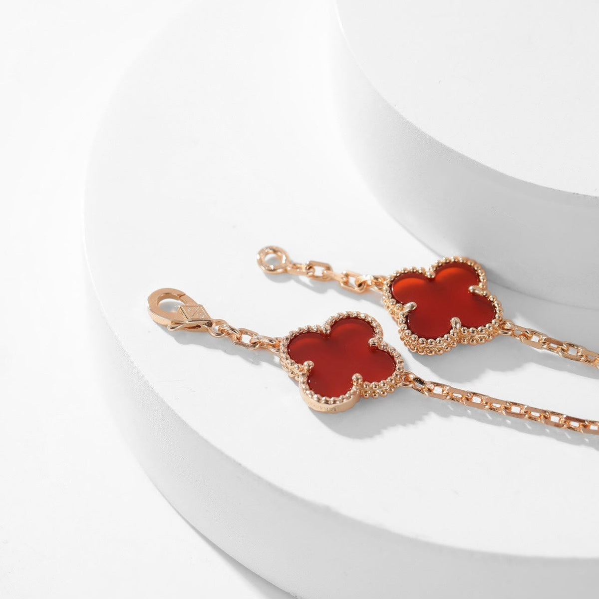 [LumiVibe]CLOVER 10 MOTIFS CARNELIAN NECKLACE