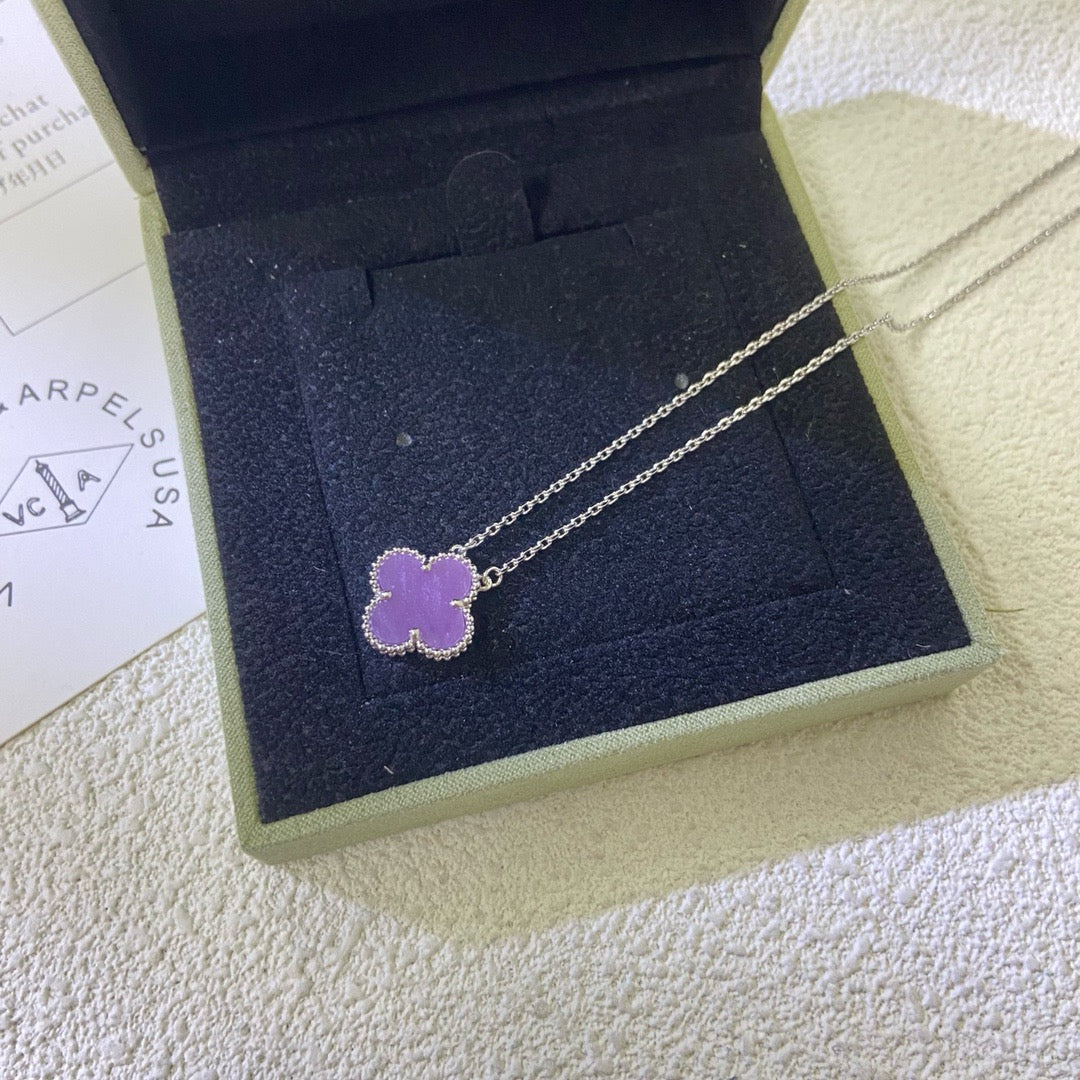 [LumiVibe Jewelry]CLOVER 15MM  PURPLE VIOLET NECKLACE
