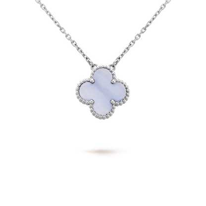 [LumiVibe]CLOVER 15MM BLUE CHALCEDONY NECKLACE SILVER