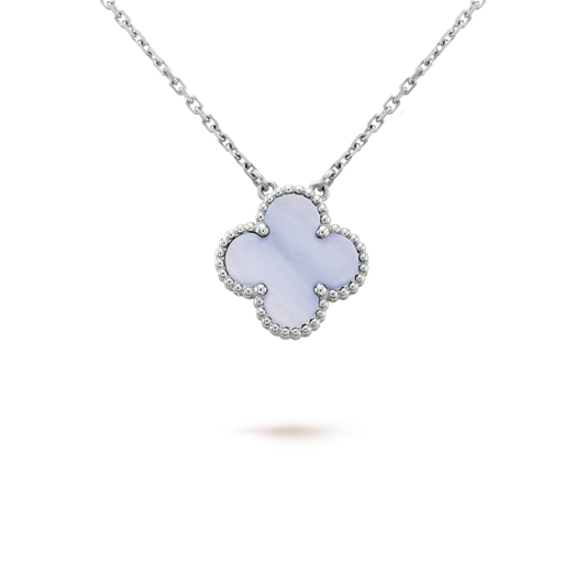 [LumiVibe]CLOVER 15MM BLUE CHALCEDONY NECKLACE SILVER