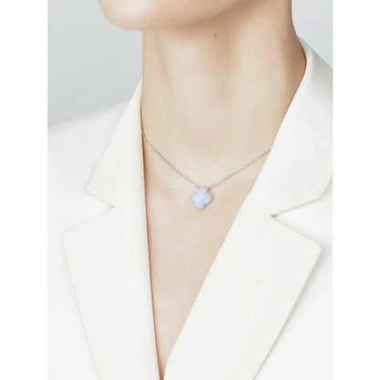 [LumiVibe]CLOVER 15MM BLUE CHALCEDONY NECKLACE SILVER
