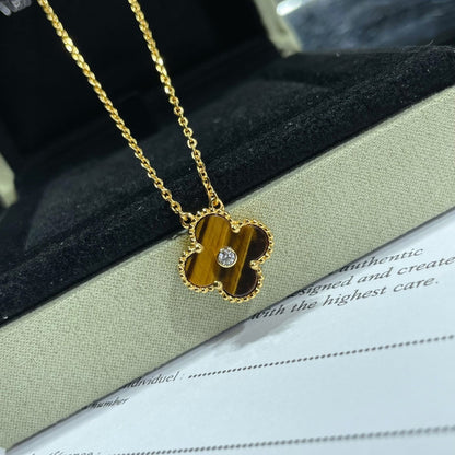 [LumiVibe]CLOVER 15MM DIAMOND AND YELLOW TIGER'S EYE AGATE necklace