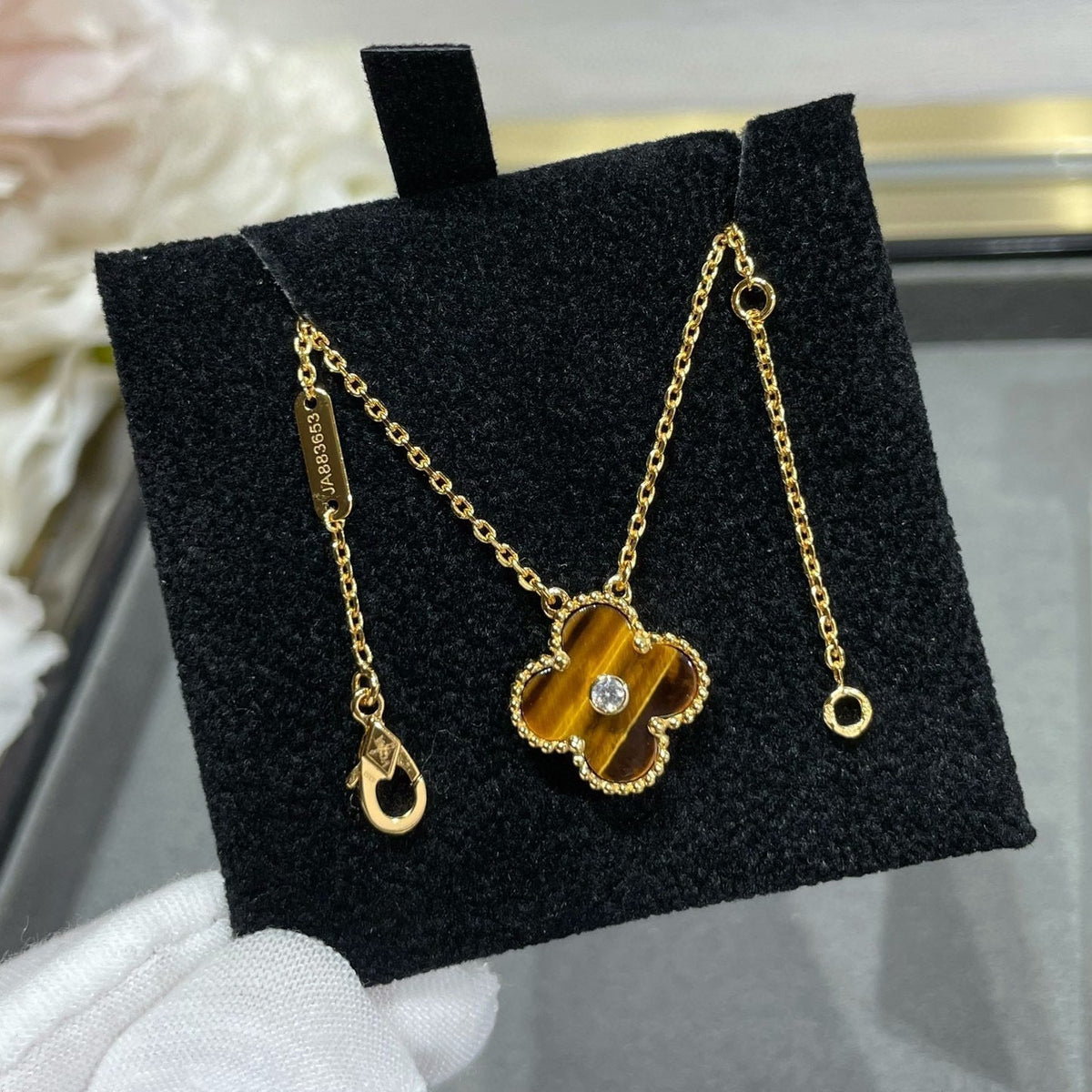 [LumiVibe]CLOVER 15MM DIAMOND AND YELLOW TIGER'S EYE AGATE necklace