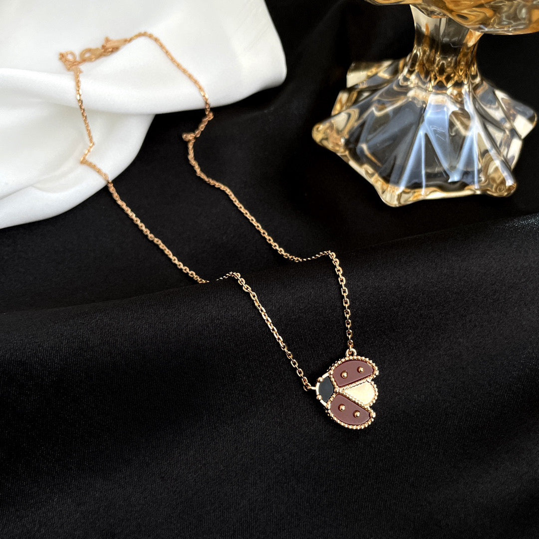 [LumiVibe]LUCKY  CARNELIANS LADYBUG NECKLACE