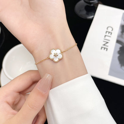 [LumiVibe]LUCKY WHITE MOP PLUM BLOSSOM  BRACELET