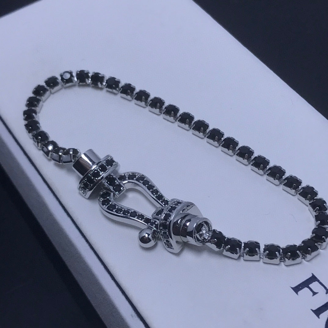 [LumiVibe]FORCE  LARGE HORSESHOE FULL DIAMOND TENNIS BRACELET