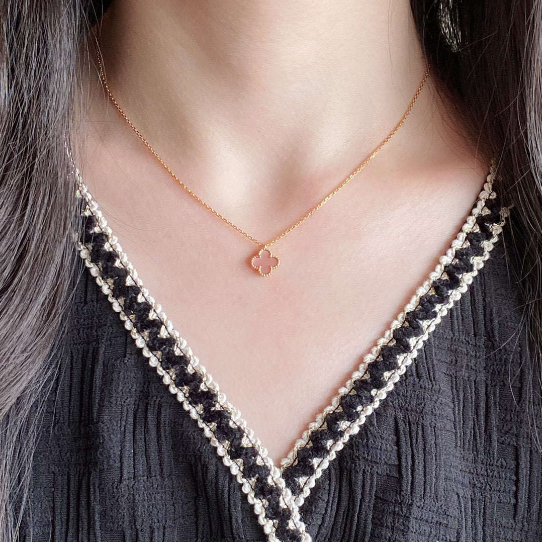 [LumiVibe]CLOVER 15MM PINK MOTHER-OF-PEARL SINGLE FLOWER NECKLACE