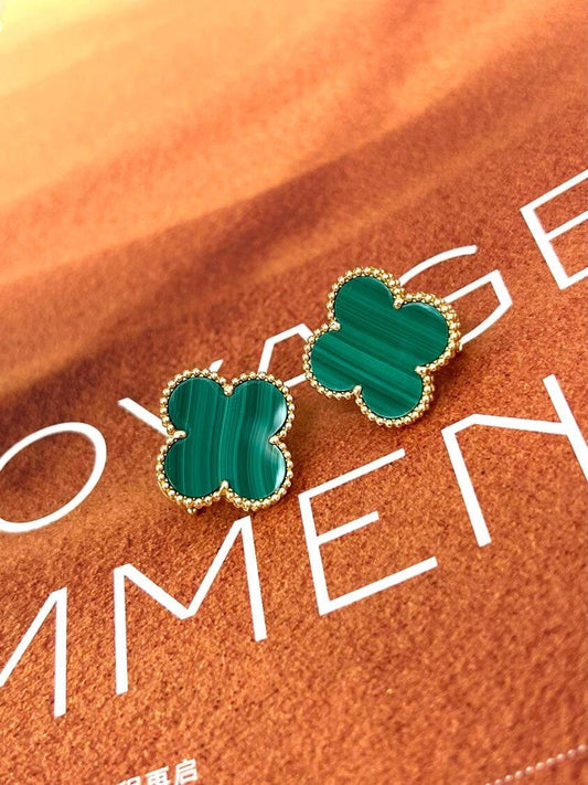 [LumiVibe] CLOVER LARGE (20mm) 1 MOTIFS GREENER MOP STUD EARRINGS