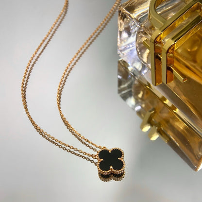 [LumiVibe]CLOVER 15MM BLACK ONYX SINGLE FLOWER NECKLACE