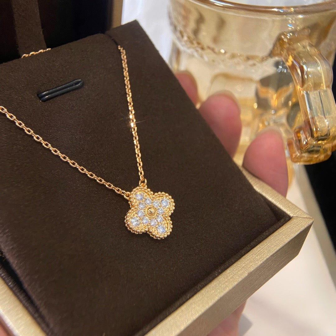 [LumiVibe]CLOVER 15MM DIAMOND SINGLE FLOWER NECKLACE