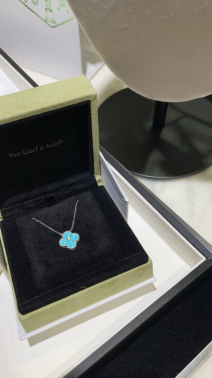 [LumiVibe]CLOVER 15MM DIAMOND SVRES PORCELAIN  NECKLACE SILVER
