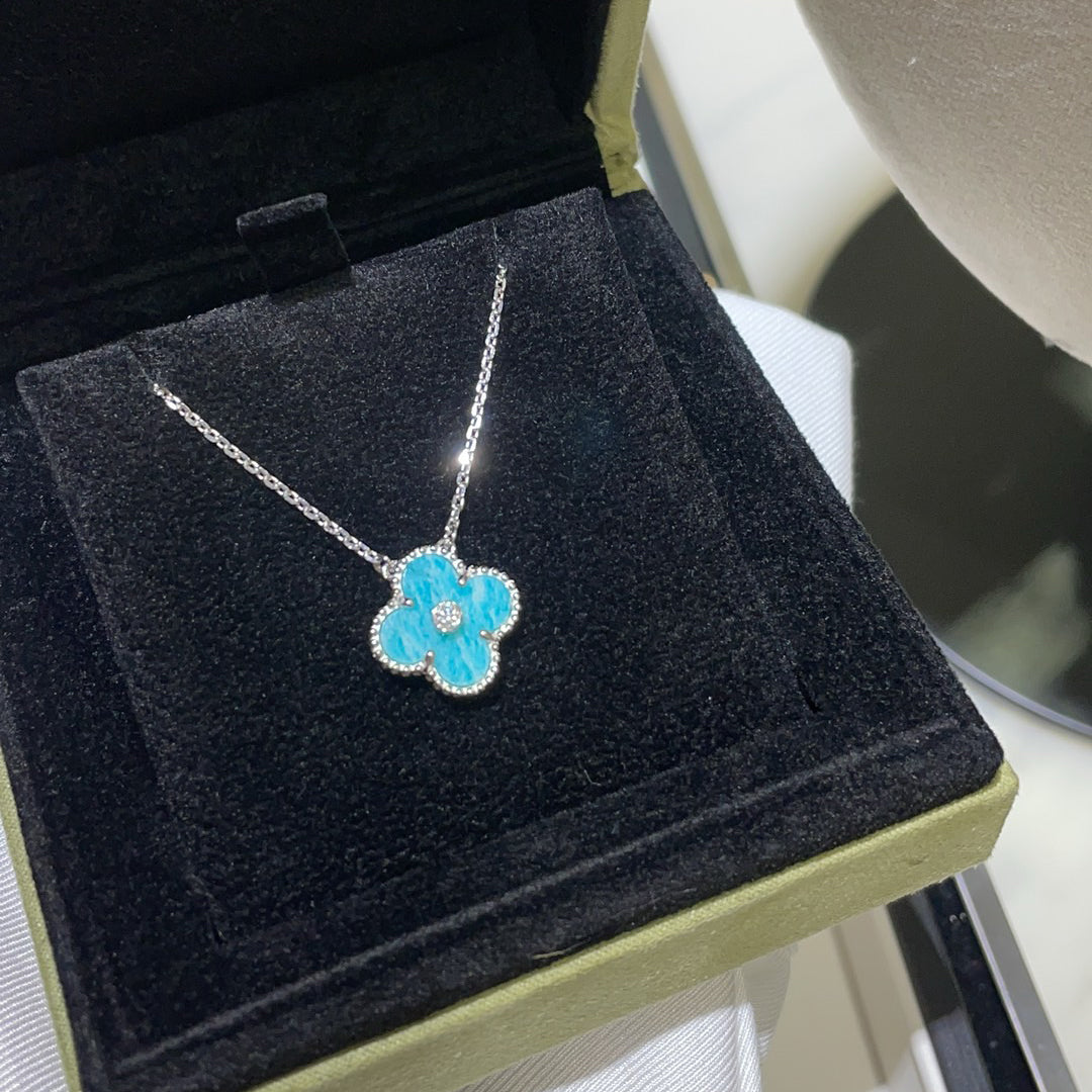 [LumiVibe]CLOVER 15MM DIAMOND SVRES PORCELAIN  NECKLACE SILVER