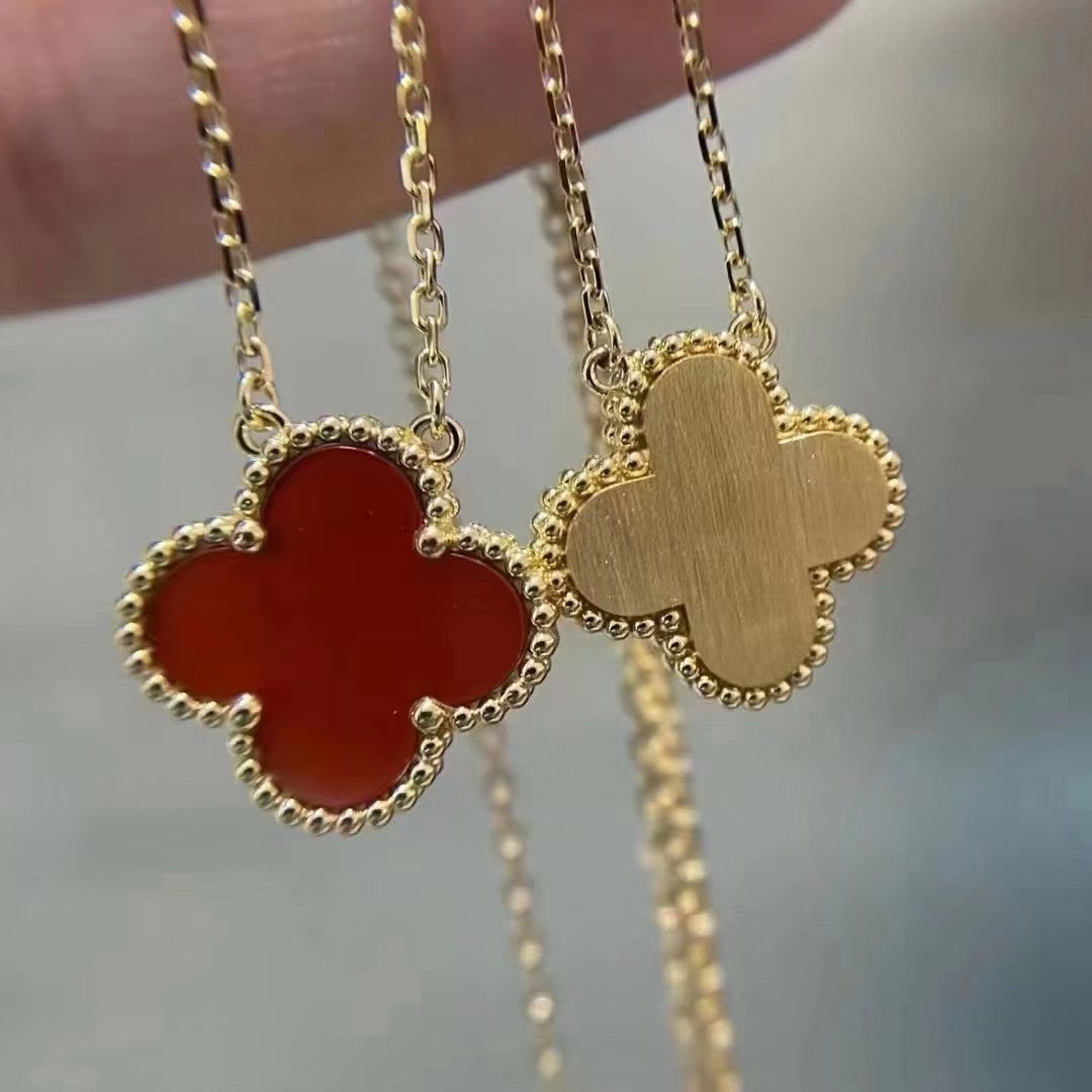 [LumiVibe]CLOVER 15MM CARNELIAN SINGLE FLOWER NECKLACE