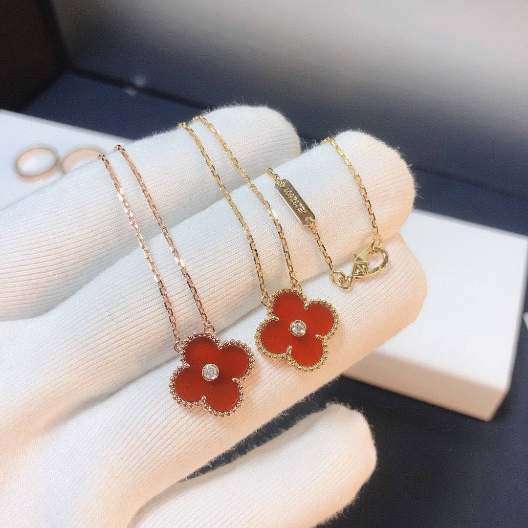 [LumiVibe]CLOVER 15MM DIAMOND CARNELIAN NECKLACE