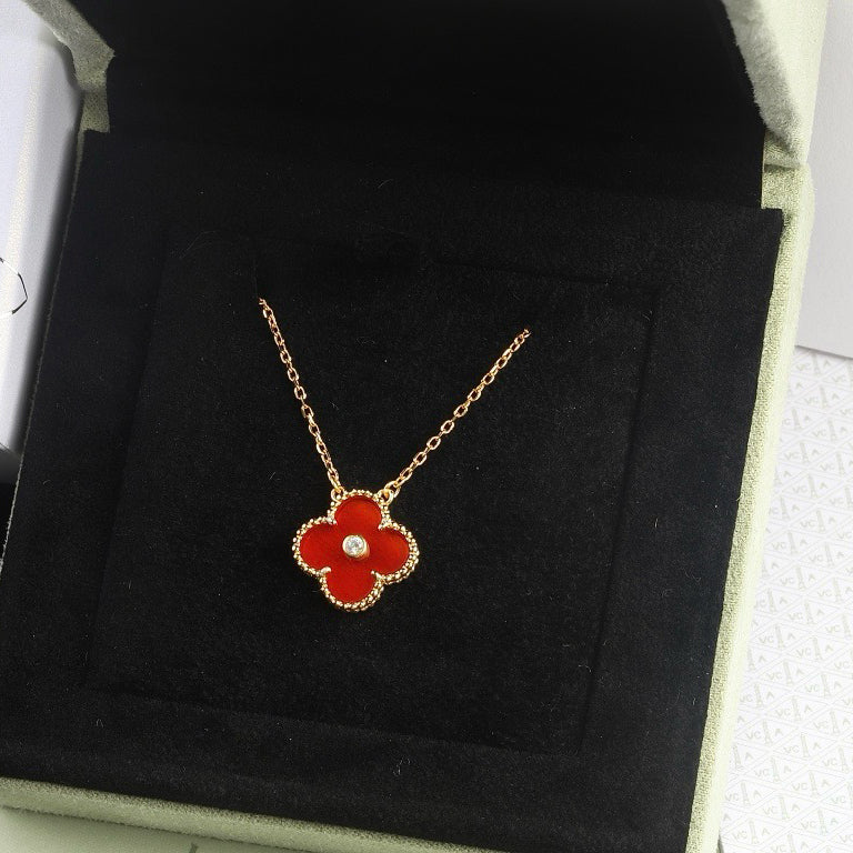 [LumiVibe]CLOVER 15MM DIAMOND CARNELIAN NECKLACE