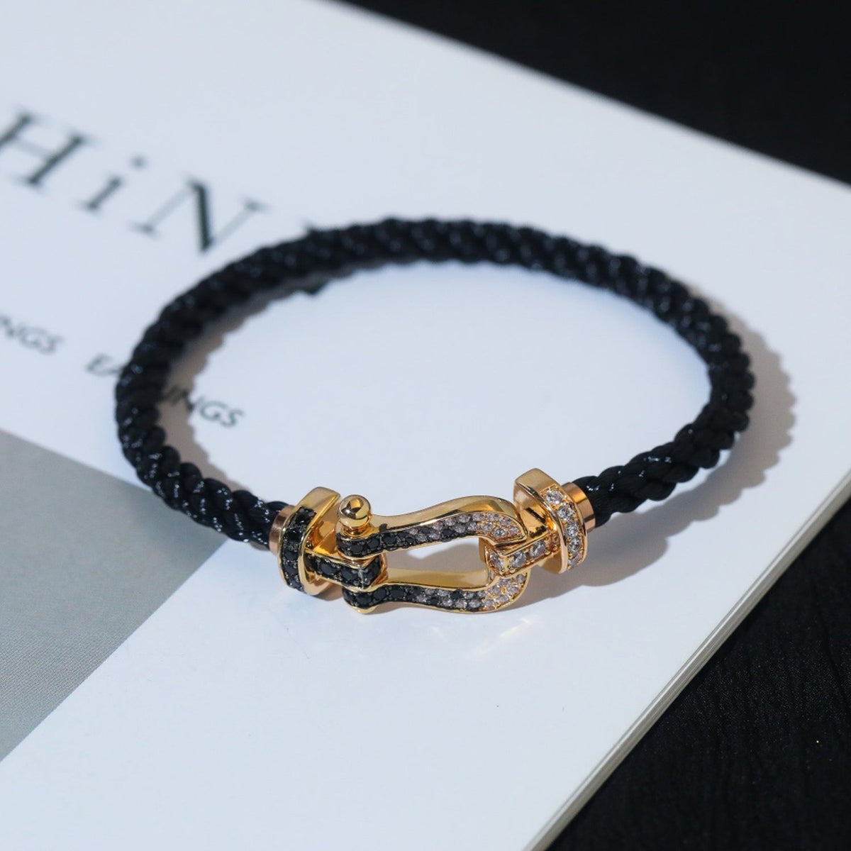 [LumiVibe]FORCE LARGE HORSESHOE BLACK WHITE DIAMOND BRACELET SILVER