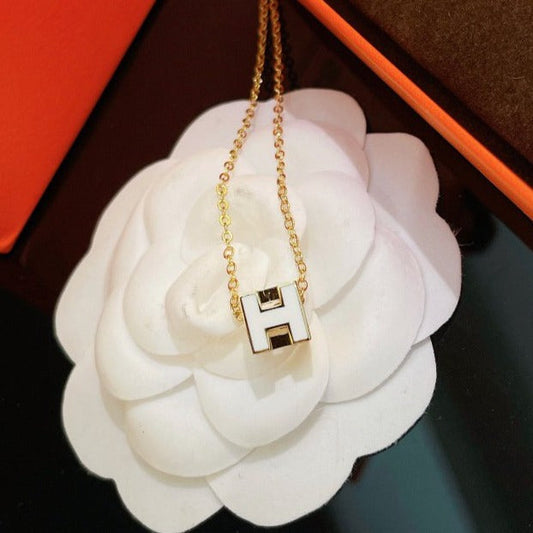 [LumiVibe]H WHITE SQUARE GOLD NECKLACE